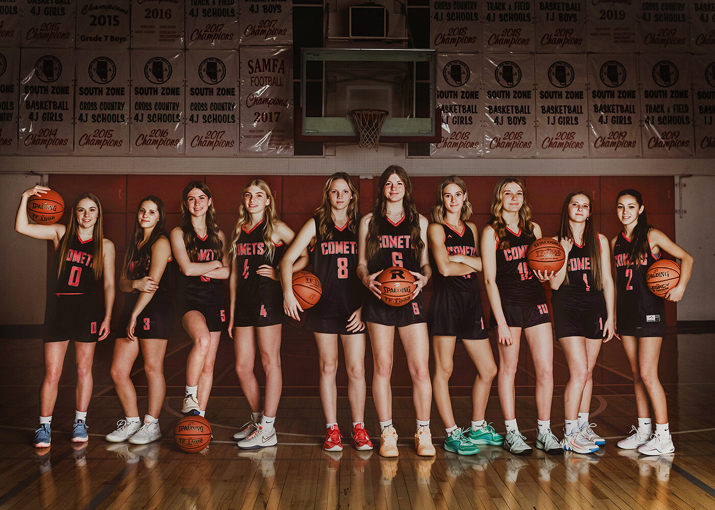 RJHS Comets girls basketball team in custom Allen Sportswear uniforms